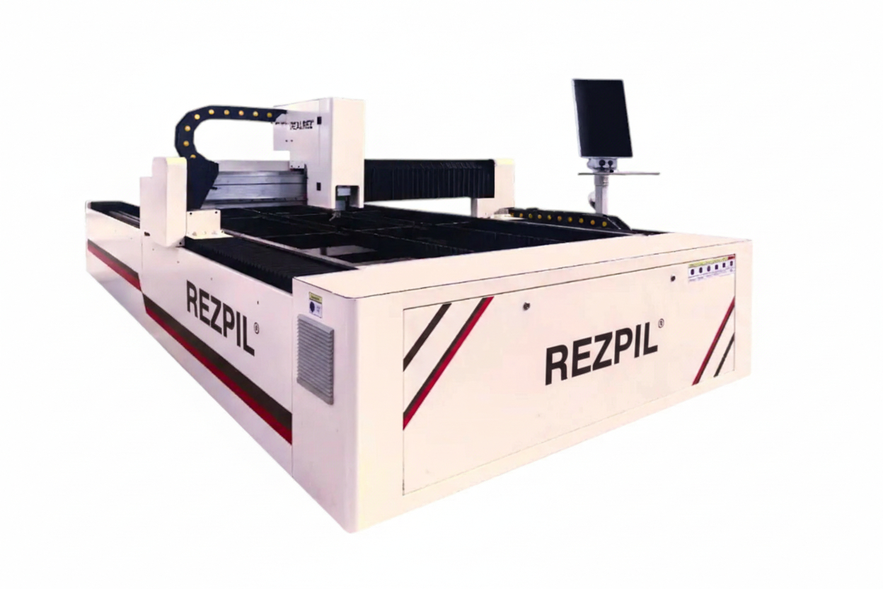 Оптоволоконный лазерный станок для резки металла REZPIL RP-4801 (1500W)